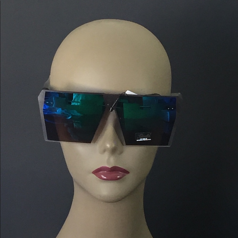 Giselle Oversized Trendy Sunglasses